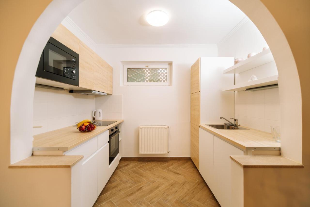 Topaz Apartmanhazak Balatongyörök エクステリア 写真