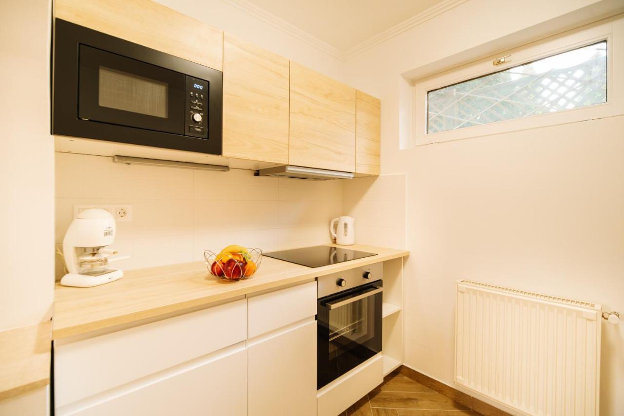 Topaz Apartmanhazak Balatongyörök エクステリア 写真