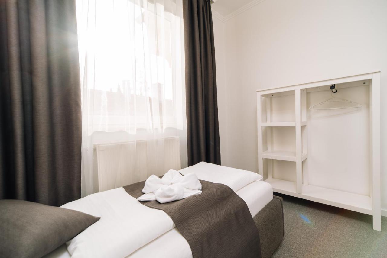 Topaz Apartmanhazak Balatongyörök エクステリア 写真