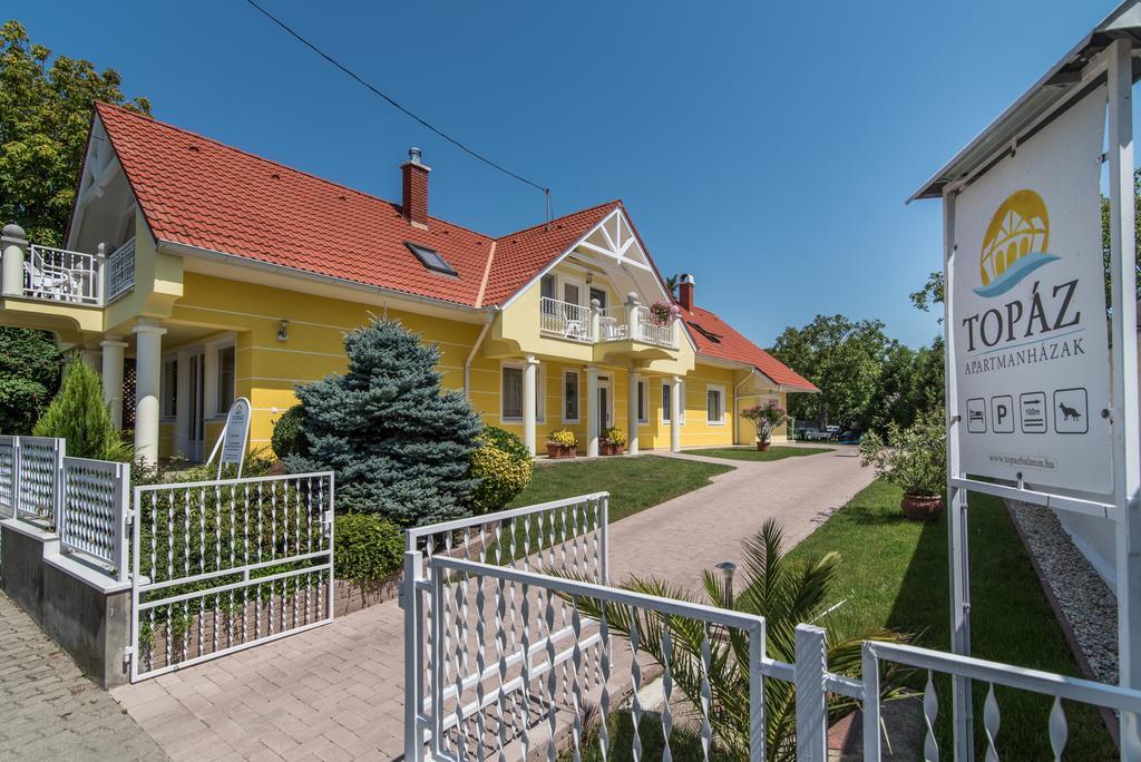 Topaz Apartmanhazak Balatongyörök エクステリア 写真
