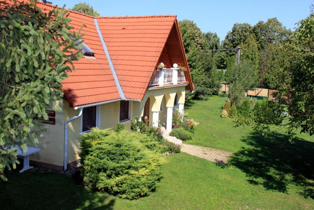 Topaz Apartmanhazak Balatongyörök エクステリア 写真